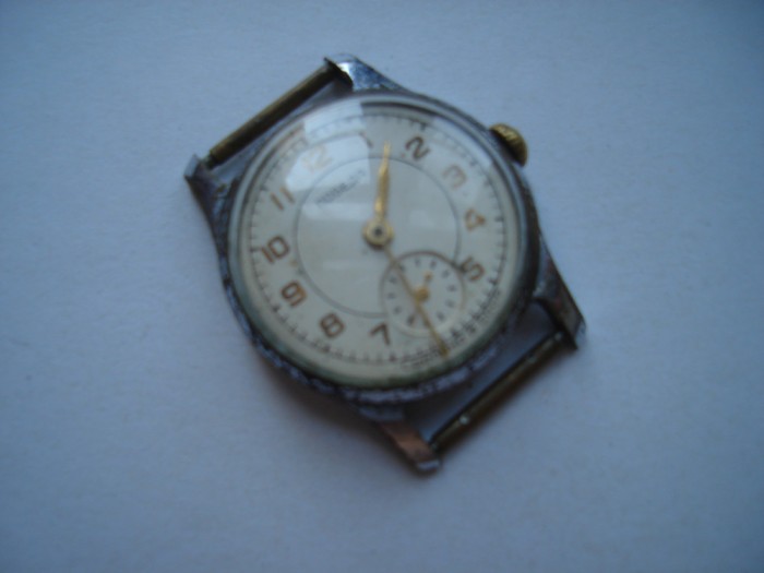 Ceas mecanic sovietic Pobeda, secundar periferic, semidefect
