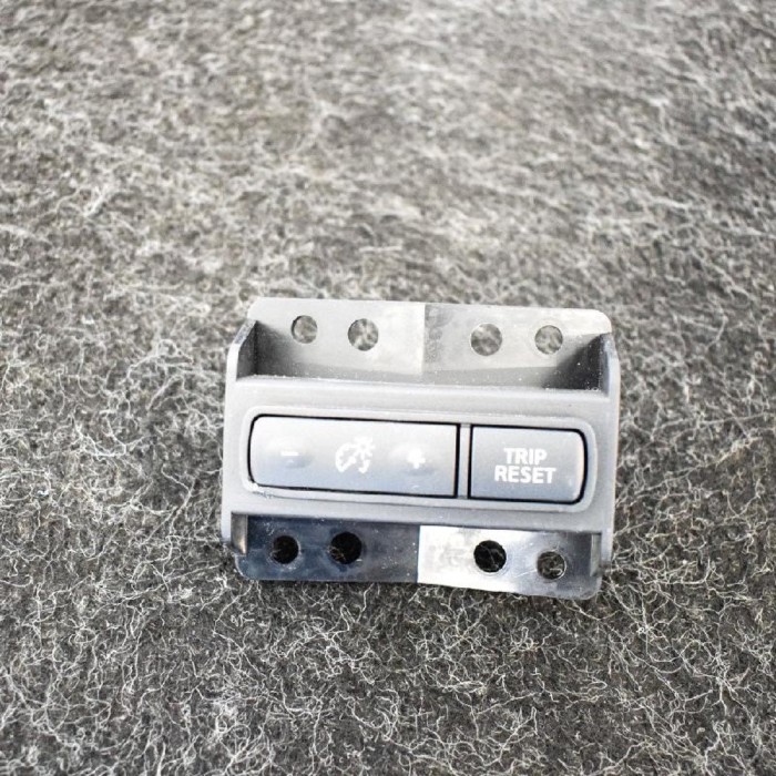 Comutator NISSAN QASHQAI II J11, J11_ 2016 OEM: 60903C 3352797