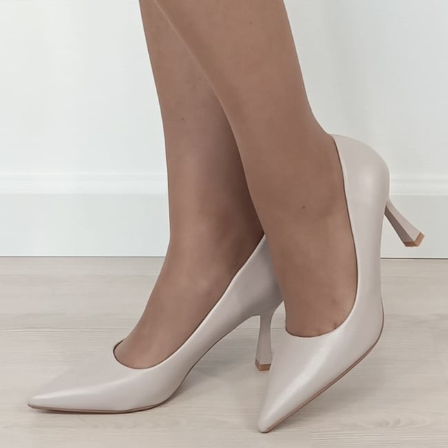 Pantofi bej eleganti D-1290 02