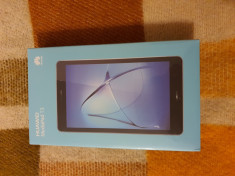 Tableta Huawei MediaPad T3, 8 inch, Quad Core 1.4 GHz, 2GB RAM, 16GB Gri Sigilat foto