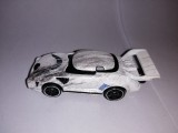 bnk jc Hot Wheels Star Wars Stormtrooper (battle-damaged) Character Car