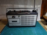 Aparat radio portabil vintage Philips 22RL673 /anii 70 -Fm/Um/UL/US