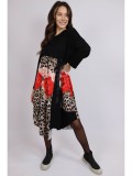Cumpara ieftin ROCHIE MIDI ASIMETRICA CU BUZUNARE SI MANACA LUNGA ROSES KARIN TALIE UNICA Multicolora