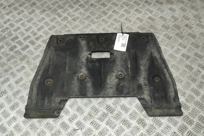 Scut motor central spate BMW iX I20 2022 OEM: 7931813 30426185
