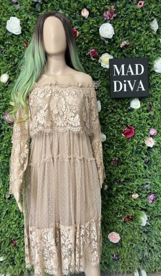 Rochie Bej din Dantela cu Maneca Lunga foto