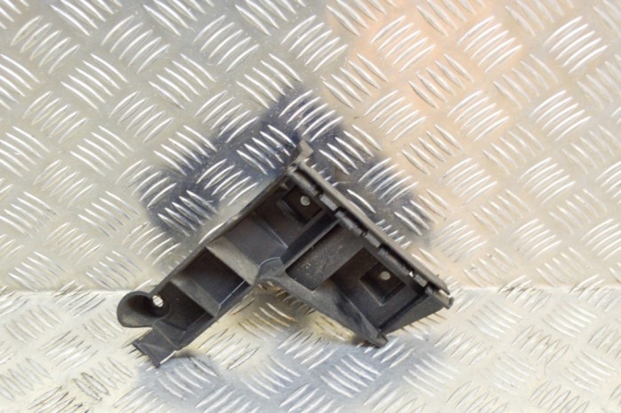 Suport bara de protecție dreapta spate VOLVO XC70 II 2011 OEM: 30678651 | 12044943
