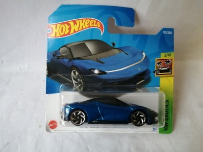 bnk jc Hot Wheels Automobili Pininfarina Battista - 2022 HW Exotics 2/10 foto