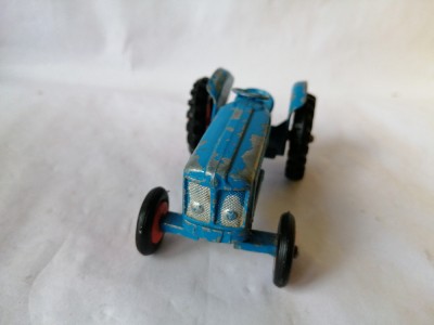 bnk jc Matchbox K11 Fordson Tractor foto