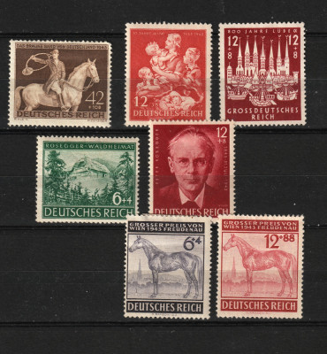 Germania, Reich, 1943 | Lot 5 serii compl. - Echitaţie, Social | MH / MLH | aph foto