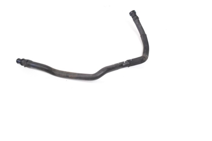 Furtun de lichid de răcire LAND ROVER DISCOVERY IV L319 2011 | 13445902