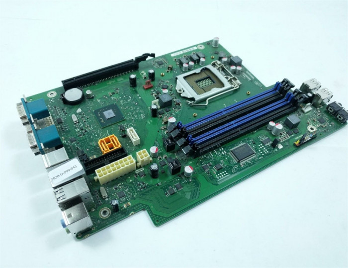 Placa de baza PC Fujitsu Esprimo C700 D3064-A12 GS 1 LGA1155