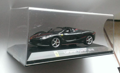 Macheta Ferrari LaFerrari Aperta 2016 - Altaya 1/43 foto