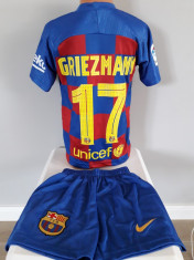 Echipament fotbal pt copii F.C.Barcelona Griezmann tricou si sort marimea 176 foto