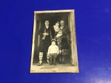 Fotografie Petrache Lupu impreuna cu familia fotografie realizata de Otto Bonig / Calafat stampila Staretia Manastirei dela Maglavit !