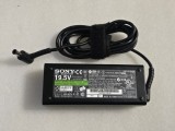 &Icirc;ncărcător Sony 19.5V 4.7A 90W, Mufă 6.5 x 4.4mm (Model VGP-AC19V26)