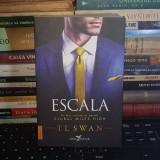 TL SWAN - ESCALA ( ROMAN ) , 2022 *