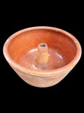 Decantor vechi din ceramică pentru vin