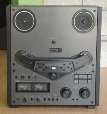Magnetofon AKAI GX-635D Blck, cu VU cu ace, stare excelenta, ca nou