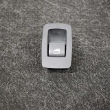Buton geam ușă dreapta spate BMW X1 F48 2016 OEM: 9208106 2735894