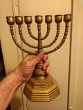 Menora bronz an 1947