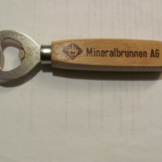 Deschizator desfacator capace sticla /societate ape minerale "Mineralbrunnen AG"