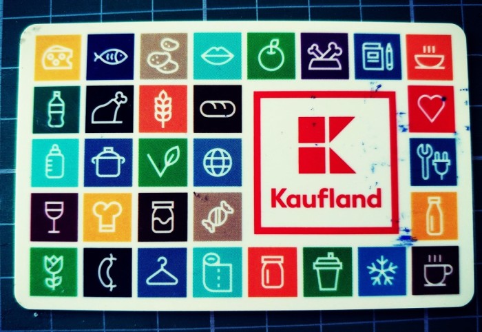 Card cadou Kaufland multiple iconițe, cod de bare, serial number, policarbonat, nenominal