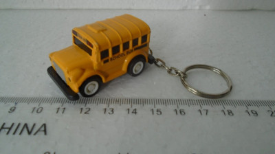 bnk jc Breloc - School Bus foto