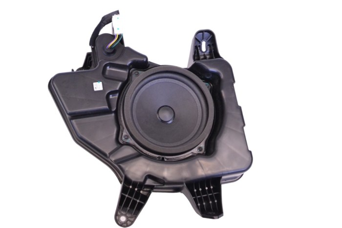 Subwoofer HYUNDAI IONIQ AE 2021 OEM: 8946020901A,96380-G2100 | 17714333