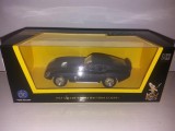 Macheta Shelby Cobra Daytona Coupe - 1965 - Lucky die cast scara 1:43