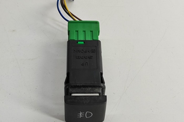Comutator proiector ceață SAAB 9-5 YS3E 2008 OEM: 12768423 29808264