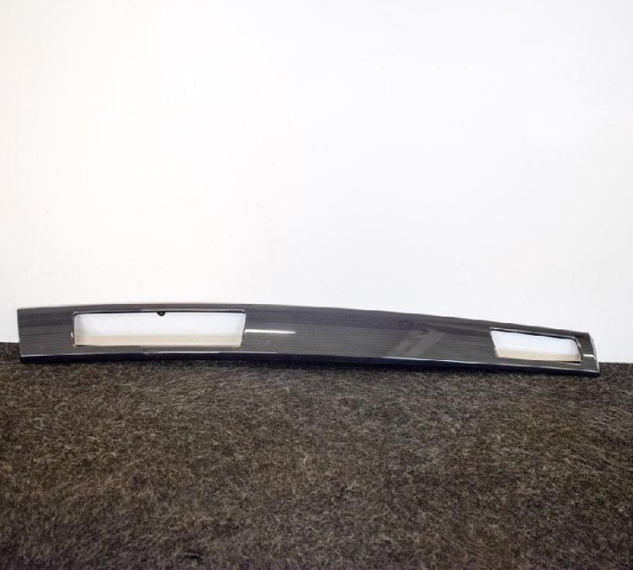 nerasta BMW 5 E60 2009 OEM: 7129234 3358821