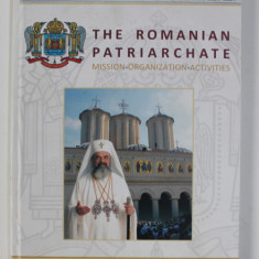 THE ROMANIAN PATRIARCHATE - MISSION - ORGANIZATION - ACTIVITES , 2009 , PREZINTA INSEMNARI PE COPERTELE INTERIOARE