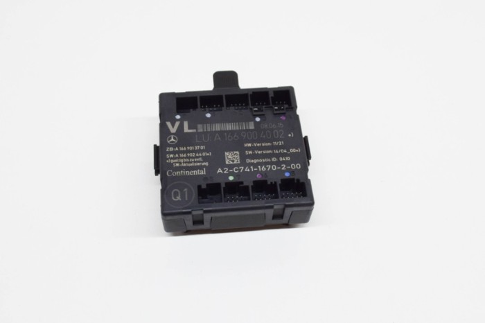 Modul de control ușă st&acirc;nga față MERCEDES-BENZ B W246, W242 2015 OEM: A1669004002,A1669013701,A1669024401,A2C7411670200 | 17333693