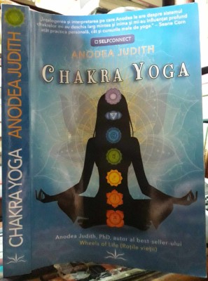 Anodea Judith-Chakra yoga foto