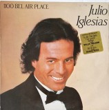 Julio Iglesias &lrm;&ndash; 1100 Bel Air Place _ NM / VG+ vinil, LP, disc _ CBS, Olanda, 1984