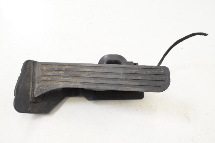 Pedala de accelerație SKODA SUPERB II 3T4 2011 OEM: 1K2723503 10605196