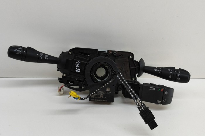 Maneta semnalizare ștergătoare RENAULT CAPTUR J5_ 2014 OEM: 255675887R,479454698R,0265019012,E10670323 23871937