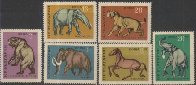 Lot de timbre cu animale preistorice foto