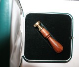 SIGILIU DOMNESC AL DOMNITORULUI STEFAN CEL MARE . PROVINE DIN SETUL CU MEDALIA STEFAN CEL MARE EMIS DE MONETARIA STATULUI IN 2017 .