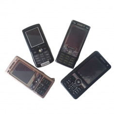Patru telefoane de colectie Sony Ericsson, QuickShare, etc. foto