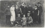 P3226N Ofițeri rom&acirc;ni cu o varietate de modele de uniforme și &icirc;nsemne de grad, Calafat, 1920