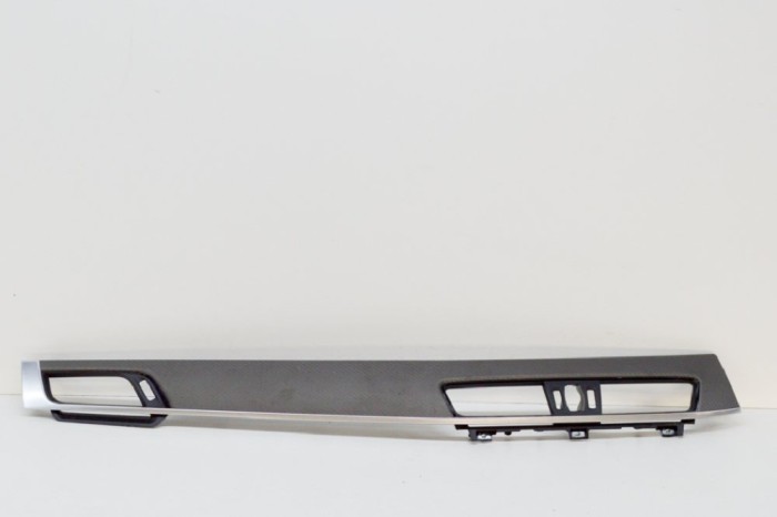 nerasta BMW X2 F39 2018 OEM: 9332456 11679030