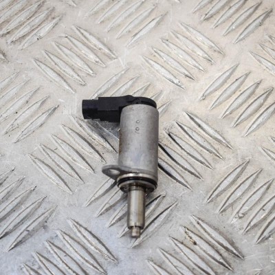 Senzor de poziție ax cu came AUDI Q5 8R 2012 OEM: 11021017455C,06H103697A 3523277 foto