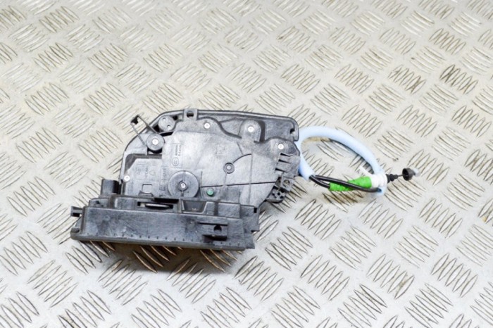 &Icirc;ncuietoare ușă dreapta față BMW i3 I01 2019 OEM: 7281936 13805578
