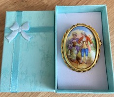 Brosa - portelan fran?uzesc - Limoges - poleit aur 24K - Fragonard foto
