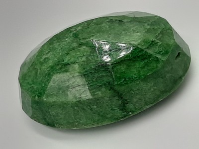 Superba piatra smarald natural 261Ct. foto
