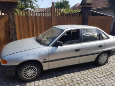 Opel Astra F foto