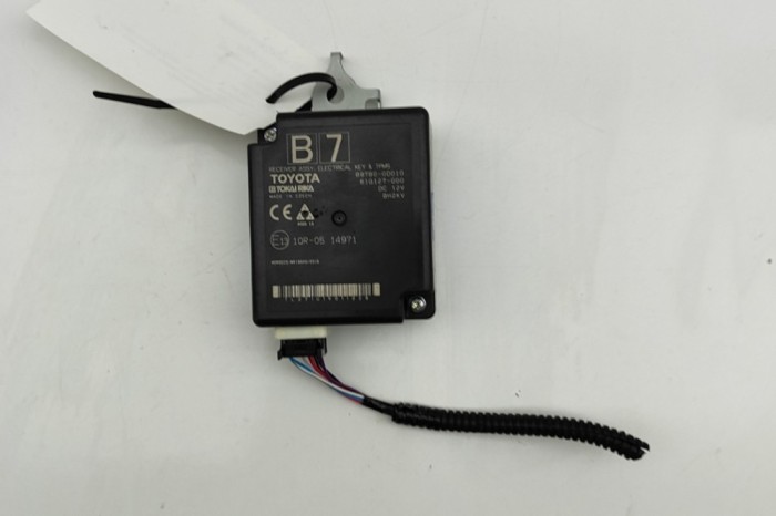 Modul de control presiune anvelope TOYOTA YARIS CROSS MXP_ 2021 OEM: 897B0-0D010,61G127-000 31278900