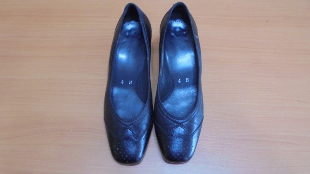 Pantofi negri medicinali din piele Jenny by Ara , nr. 36, aproape noi,  Negru, Cu toc | Okazii.ro