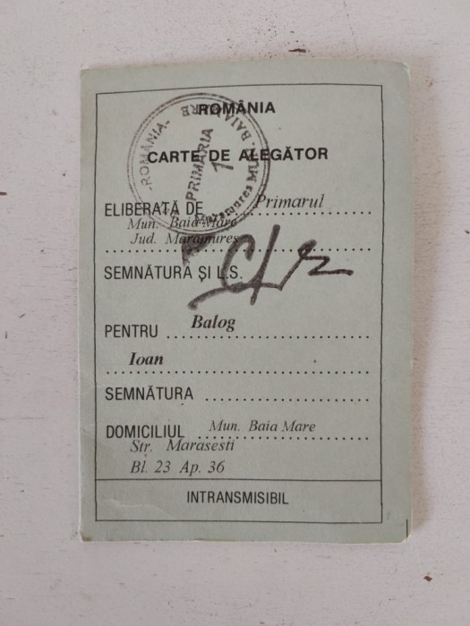 Carte de alegator, anii 90